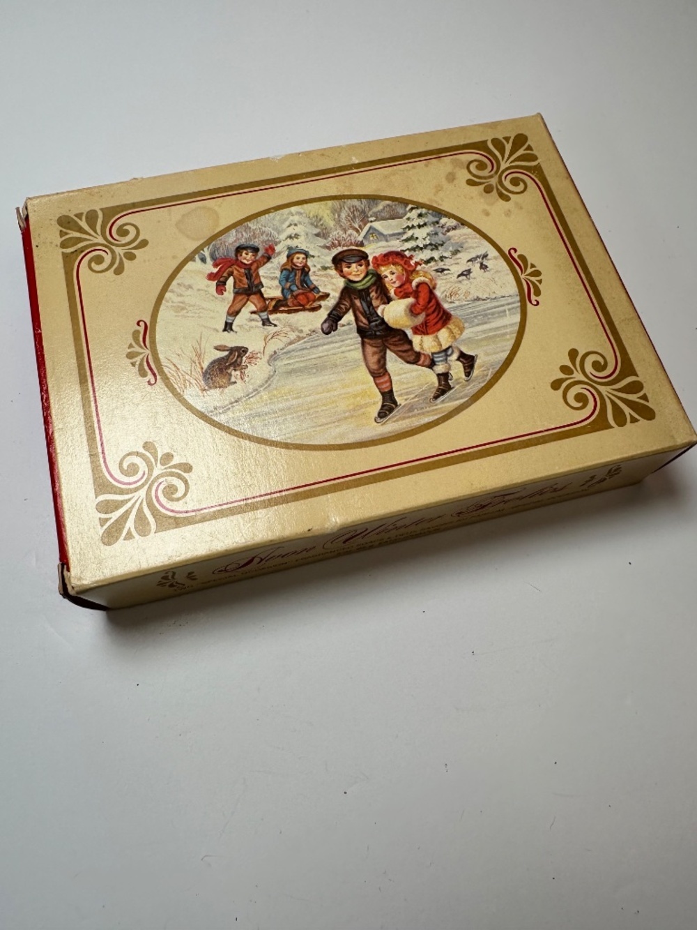 Vintage Avon Winter Frolics Soap Set Kids Playing Scene w/ Box Holiday - Picture 2 of 5